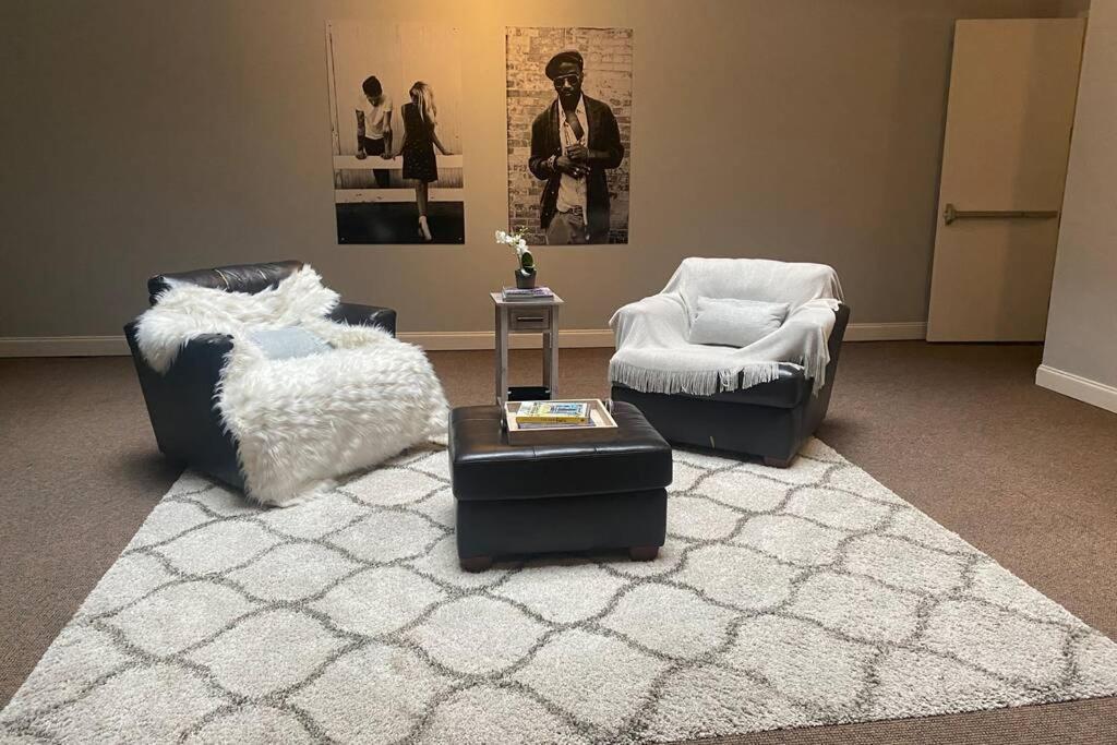 Apartment Smart Modern Contemporary 1 Bedroom 1 Bathroom Apt. Memphis