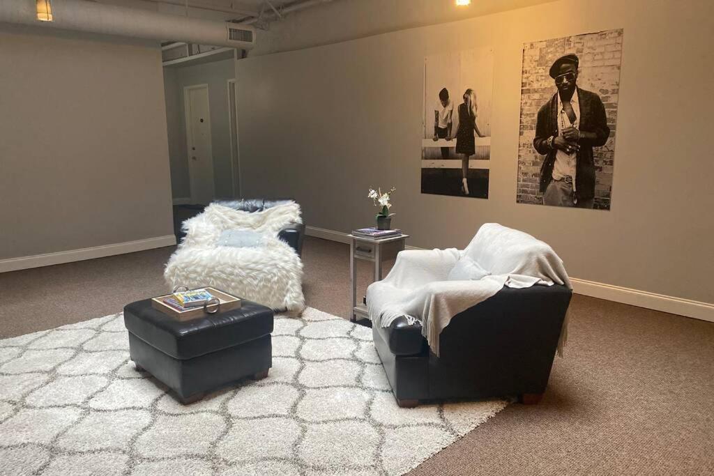 Smart Modern Contemporary 1 Bedroom 1 Bathroom Apt. * Memphis