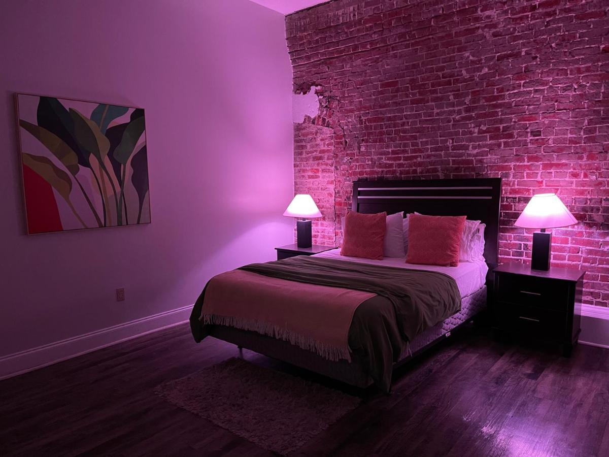 Smart Modern Contemporary 1 Bedroom 1 Bathroom Apt. Apartment